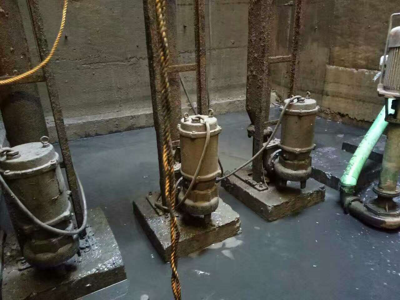 平顺污水池清理